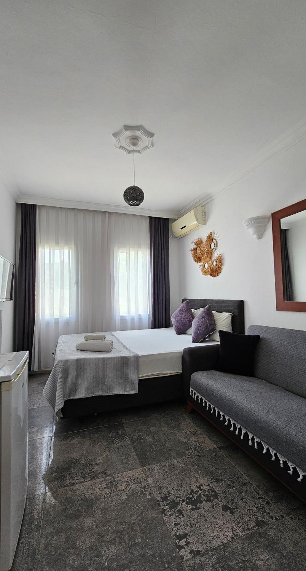 Merkez Kumsal Pansiyon Bodrum Exterior foto